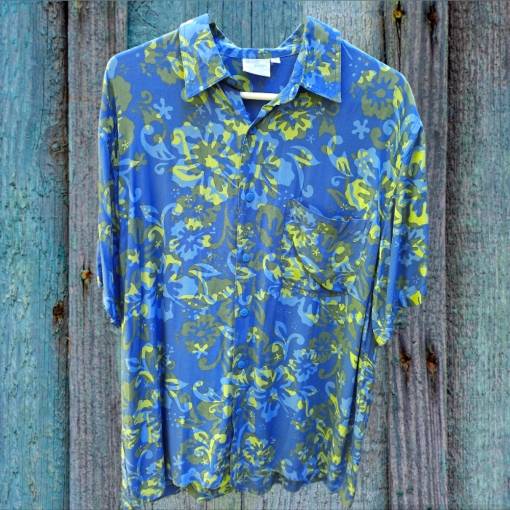 Blue Ginger Medium Hawaiian Blue & Green Short Sleeve Button-up Shirt